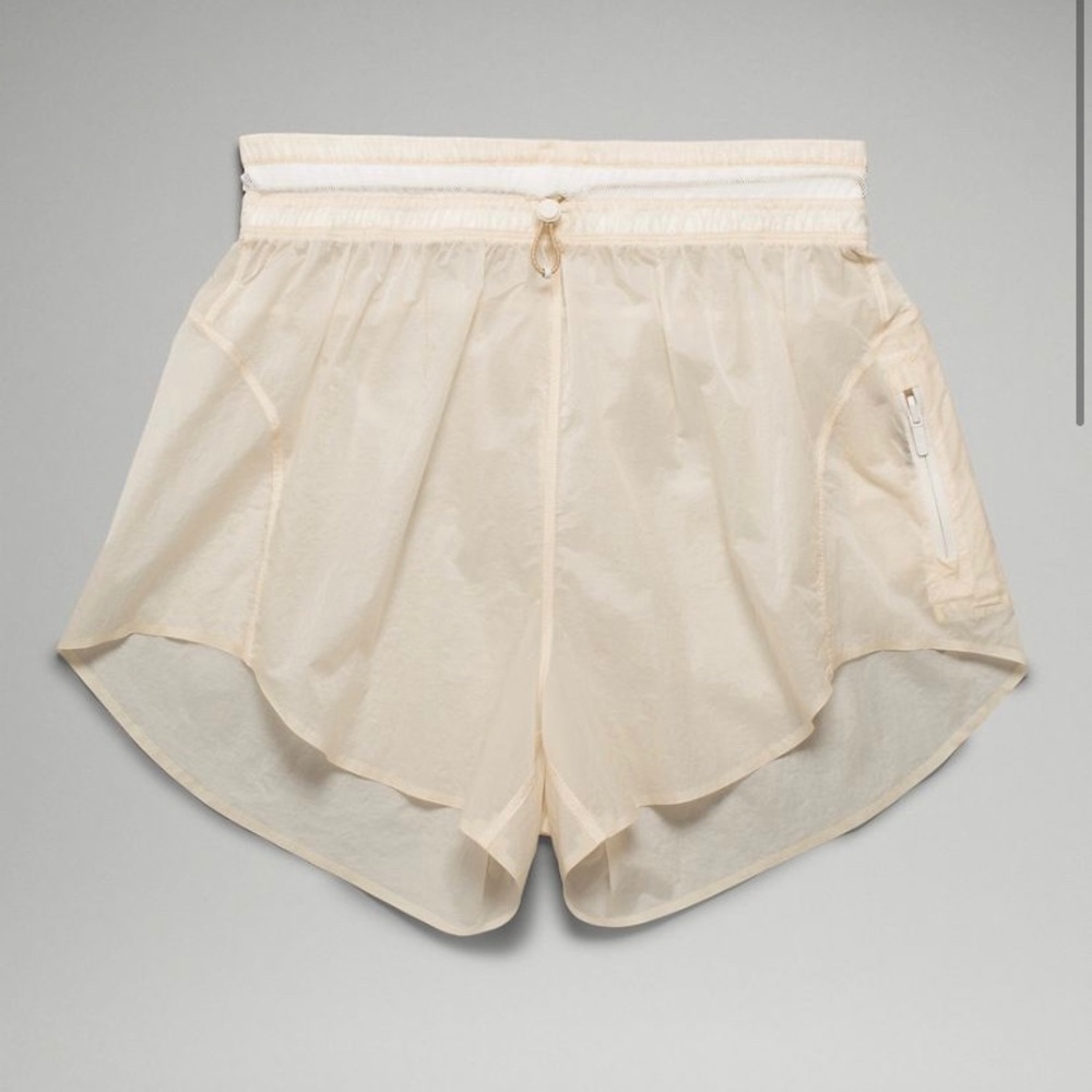 Lululemon Step Out High Rise Short 3” • Size: 4 • Color: White Opal